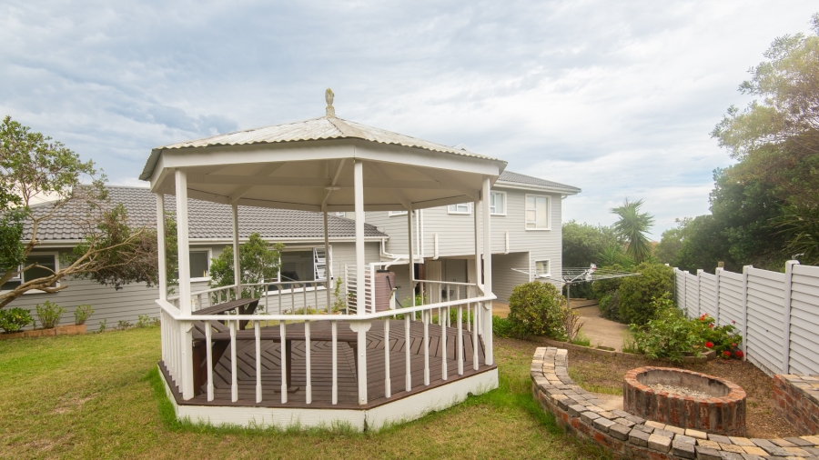 4 Bedroom Property for Sale in Bergsig Western Cape